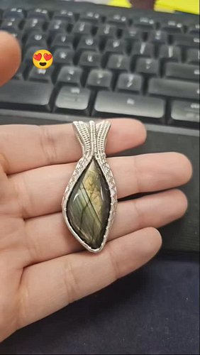 Available now at bonniestwistedtrinkets.com 💚 beautiful shine in this peice of #labradorite ! #jewelry #handmade #wirewrapped...