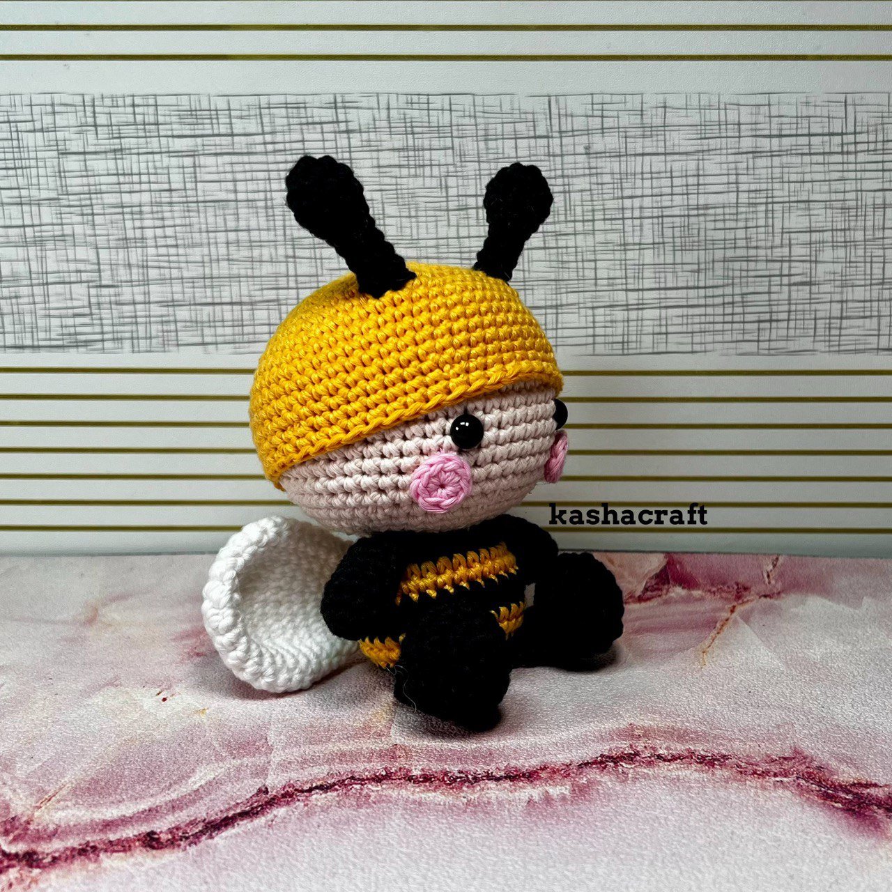 Bob The Bee Amigurumi Crochet Doll Written Pattern Instruction product image (4)