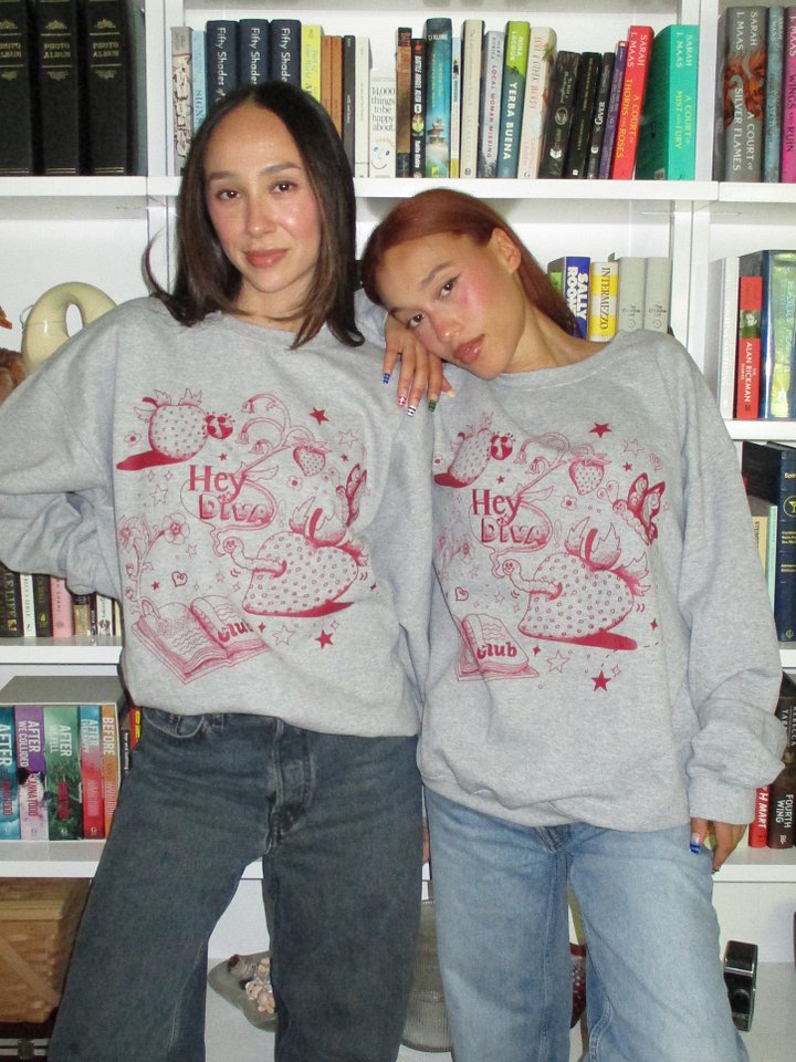 HEY DIVA CREWNECK product image (2)