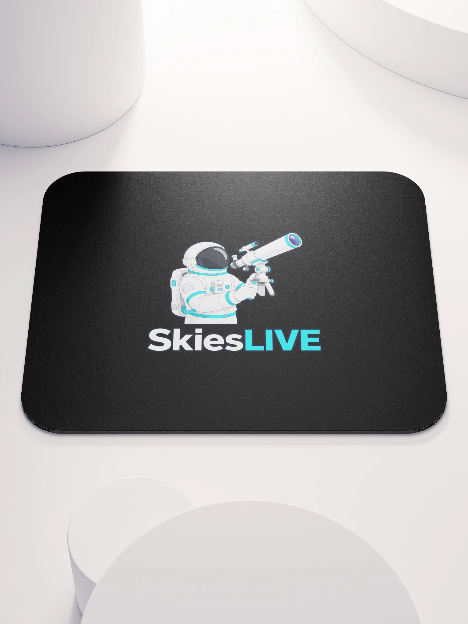 SkiesLIVE Astronaut Mouse Pad (Black) product image (1)