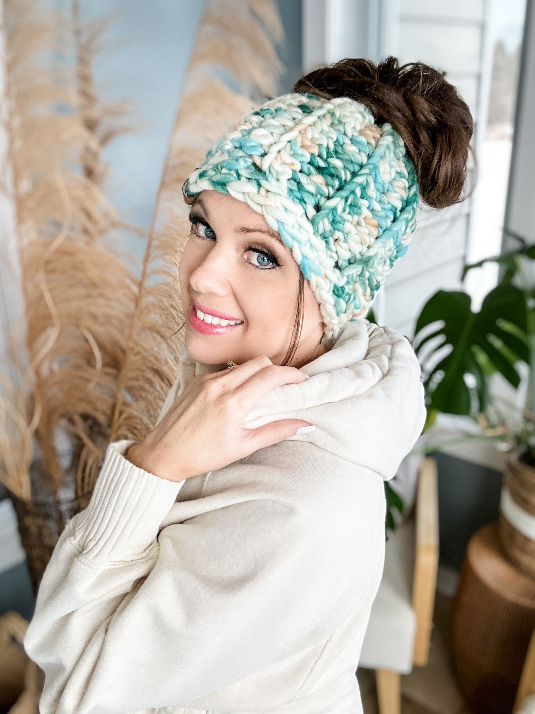 Messy Bun Beanie Crochet Pattern product image (4)
