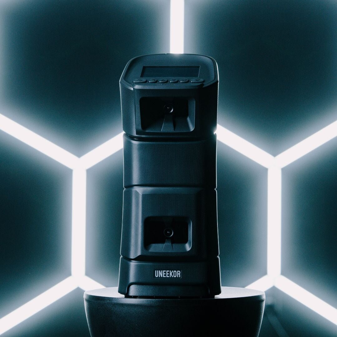 Uneekor EYE MINI Launch Monitor product image (1)
