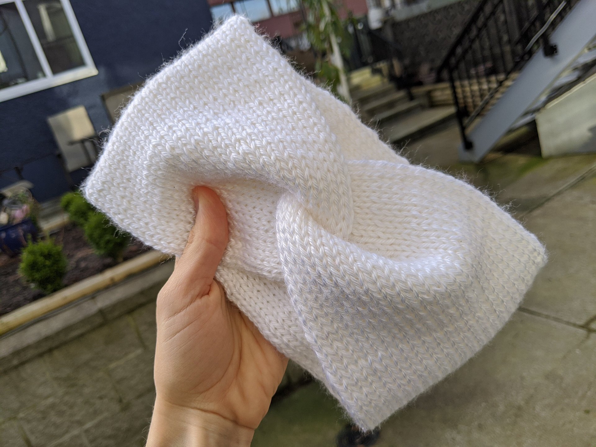 Top Knot Twisted Headband Pattern product image (4)