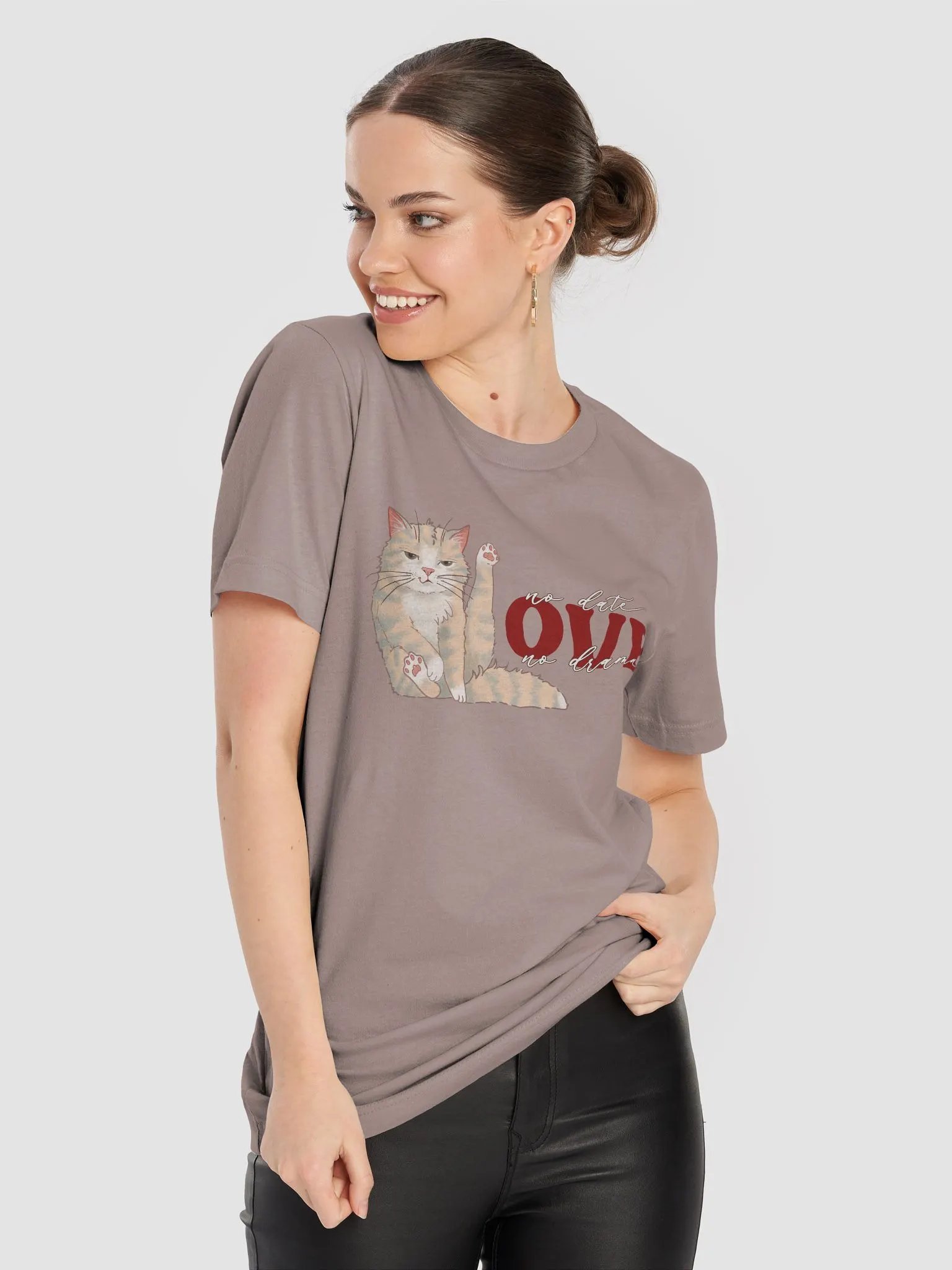 Cat Date Night -Regular fit product image (2)