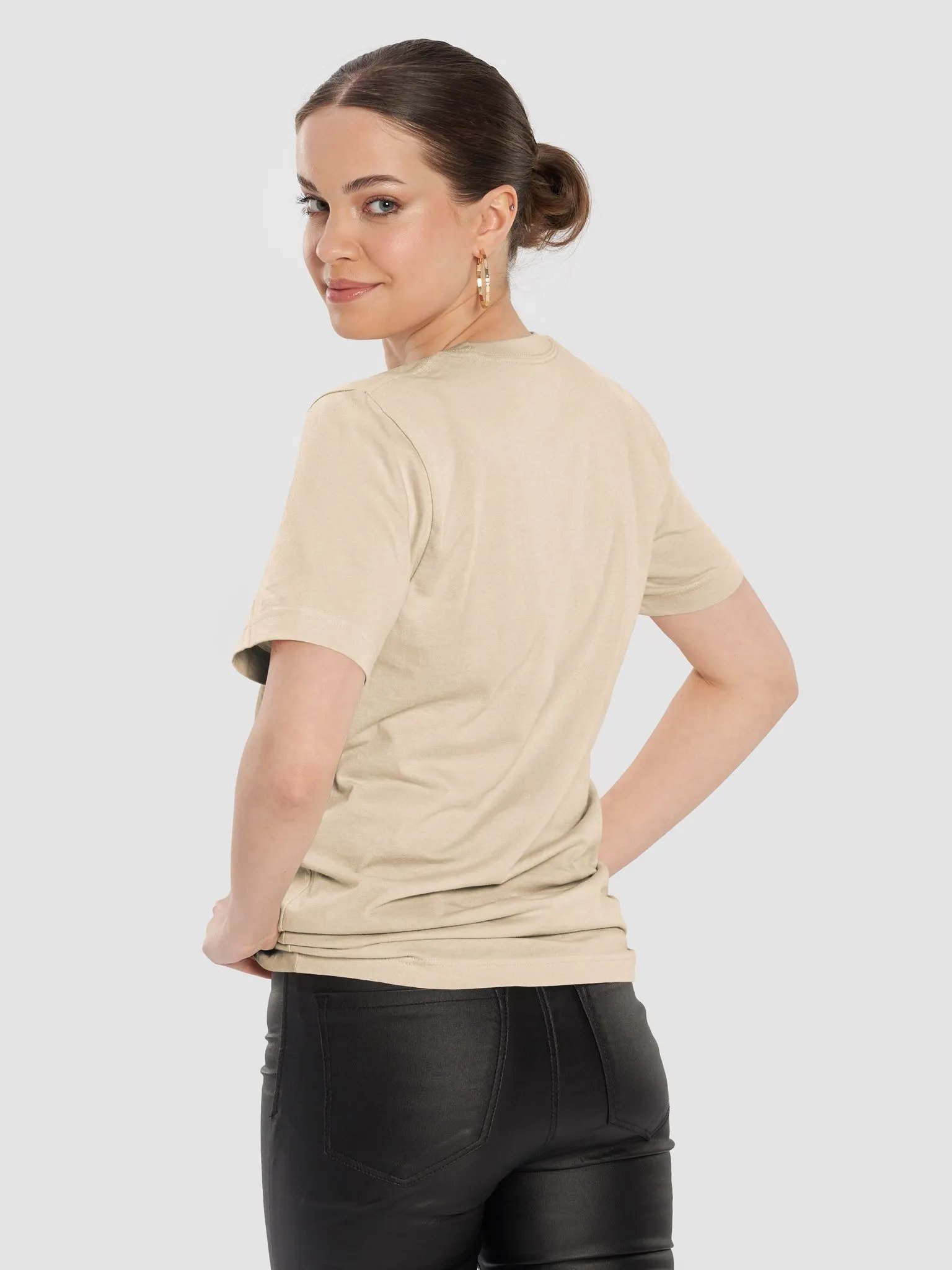 Mushroom Picking Cuttle Tee product image (9)
