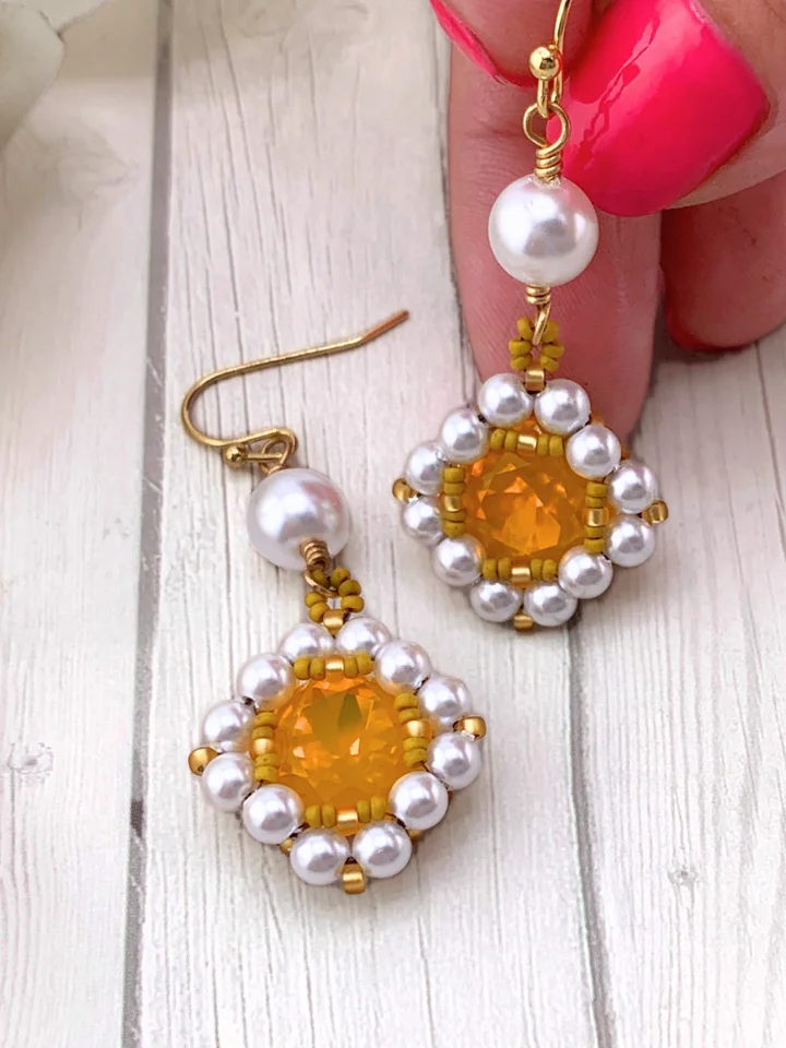 Beading Pattern - Honey Charm Crystal Earrings product image (1)