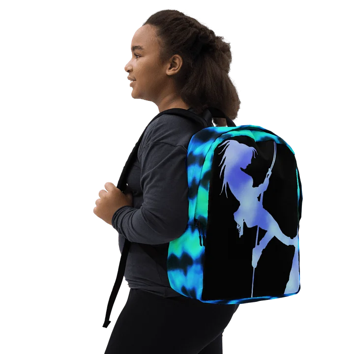 Girl rockclimbing backpack product image (1)