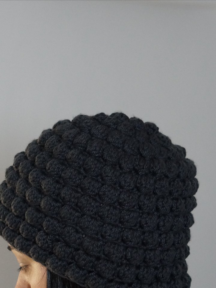 Bobble stitch beanie crochet pdf pattern product image (2)