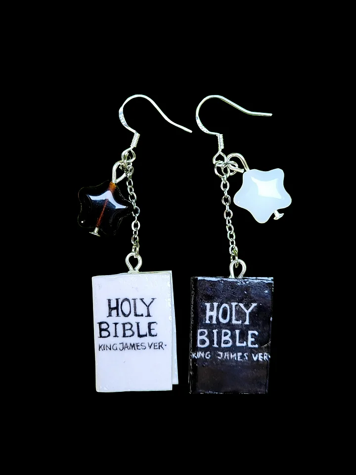 The Bible (King James Version) - Classic Book Earrings product image (2)