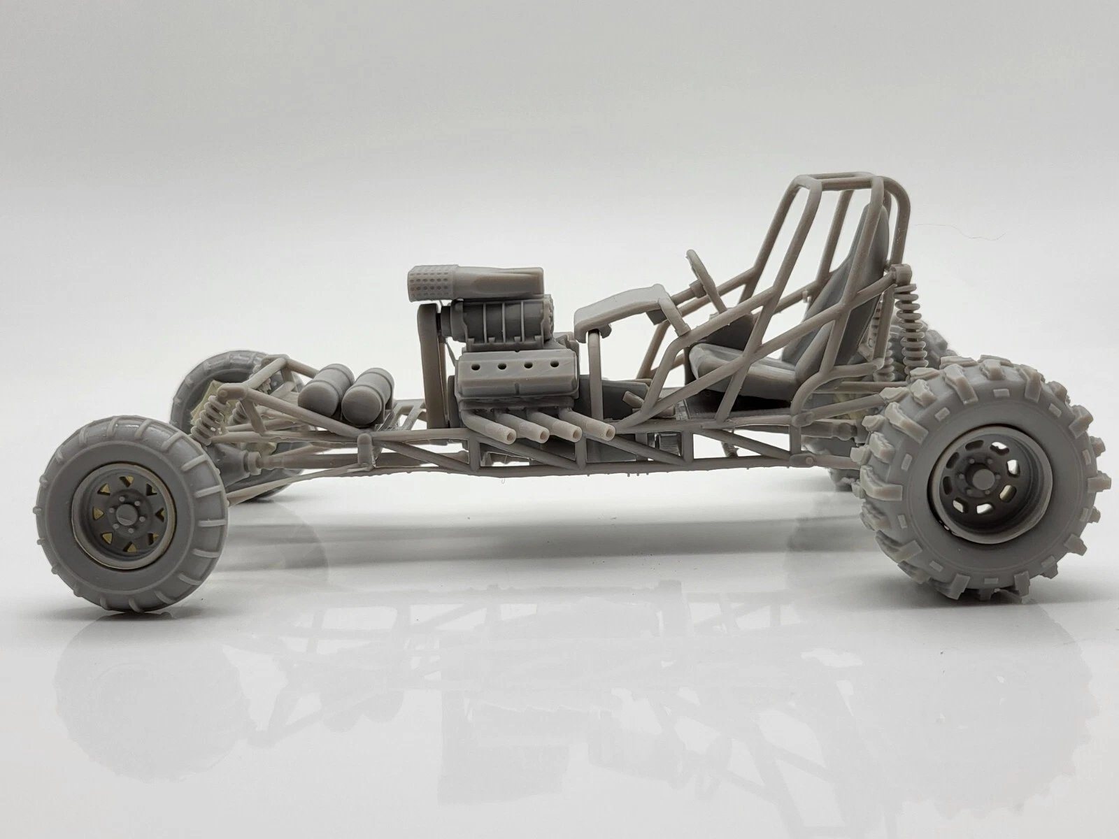 Mud Dragster 4x4 Fully Detailed 1/25 Scale Model Kit product image (4)