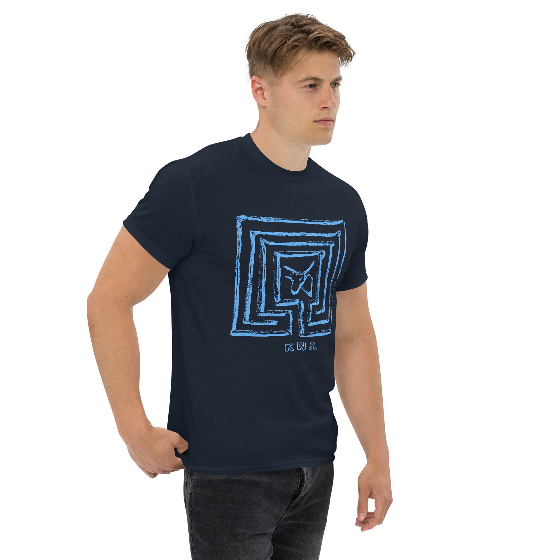 Minotaur in Knossos Labyrinth Cretan Art from 3th Century BC, Navy and White T-Shirt product image (4)