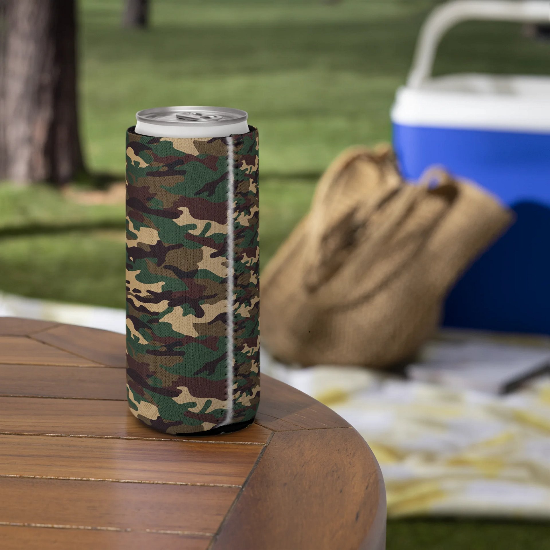 TANKANA Camo Can Cooler product image (1)