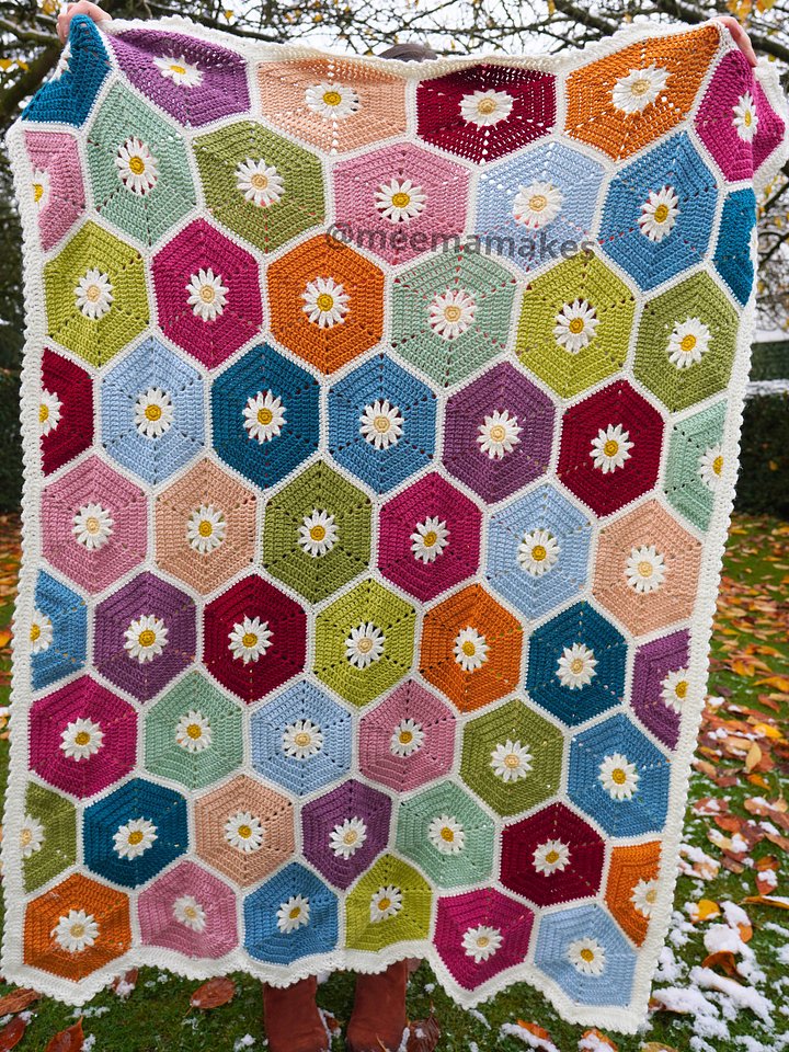 Hexadaisy Blanket Pattern product image (1)
