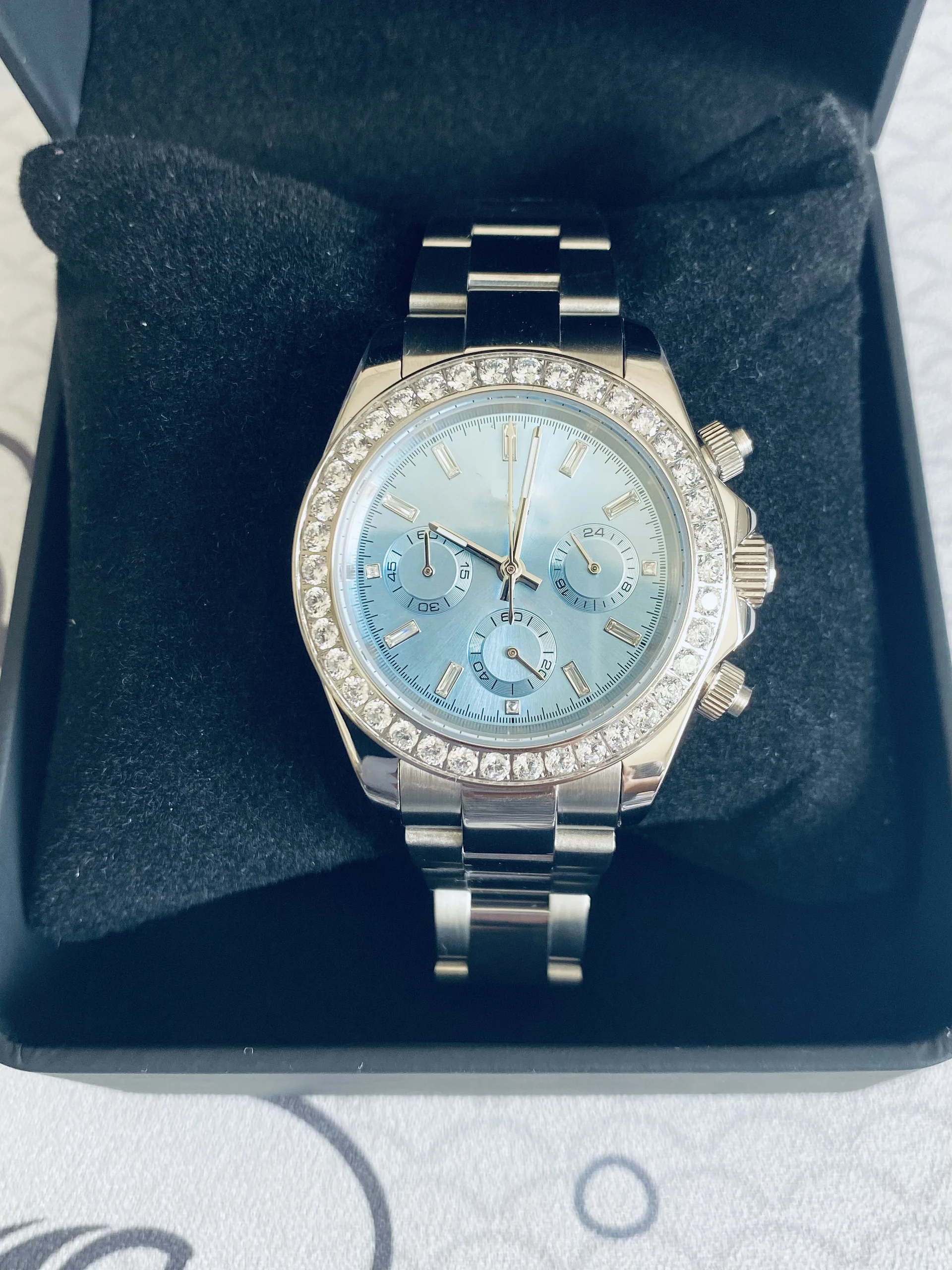 Aoryzon Supernova Chronograph – Ice Diamond Edition product image (2)