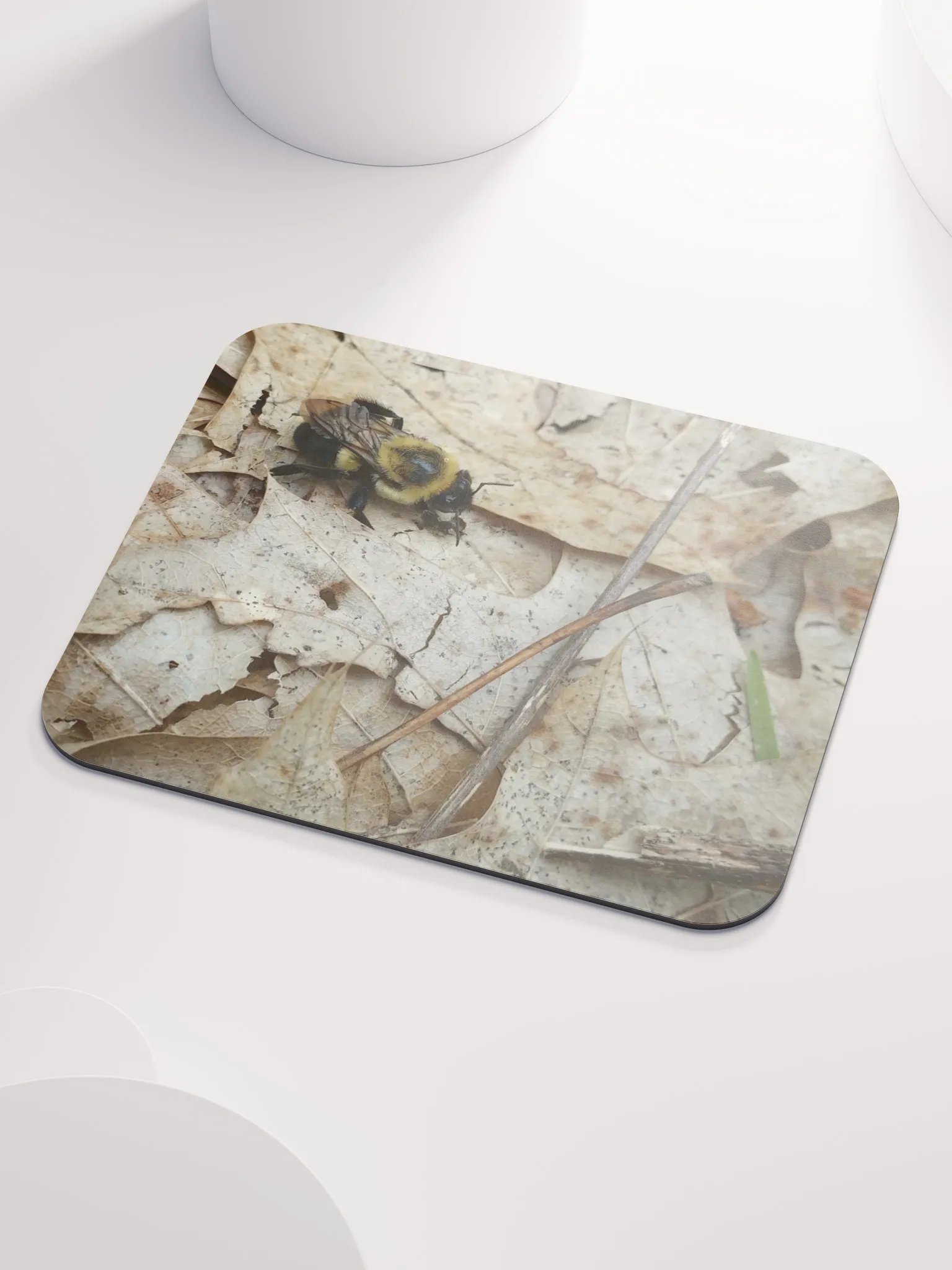 Bee Leaf In Yourself (Mouse Pad) product image (3)