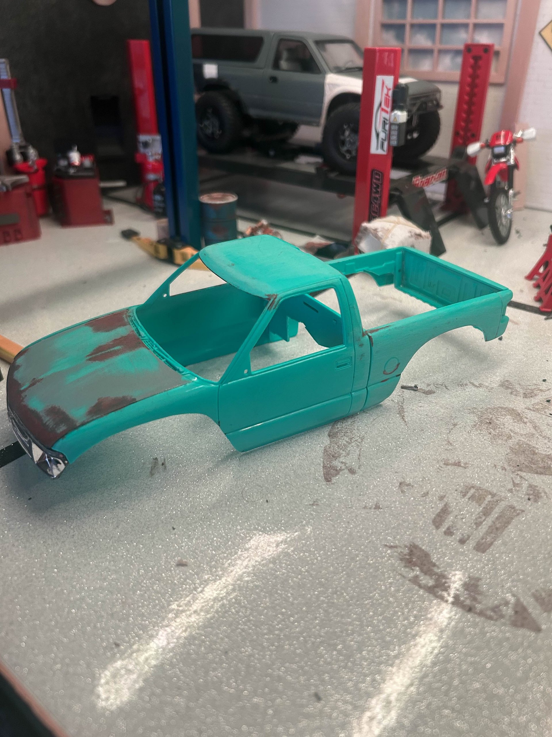 Model body product image (4)