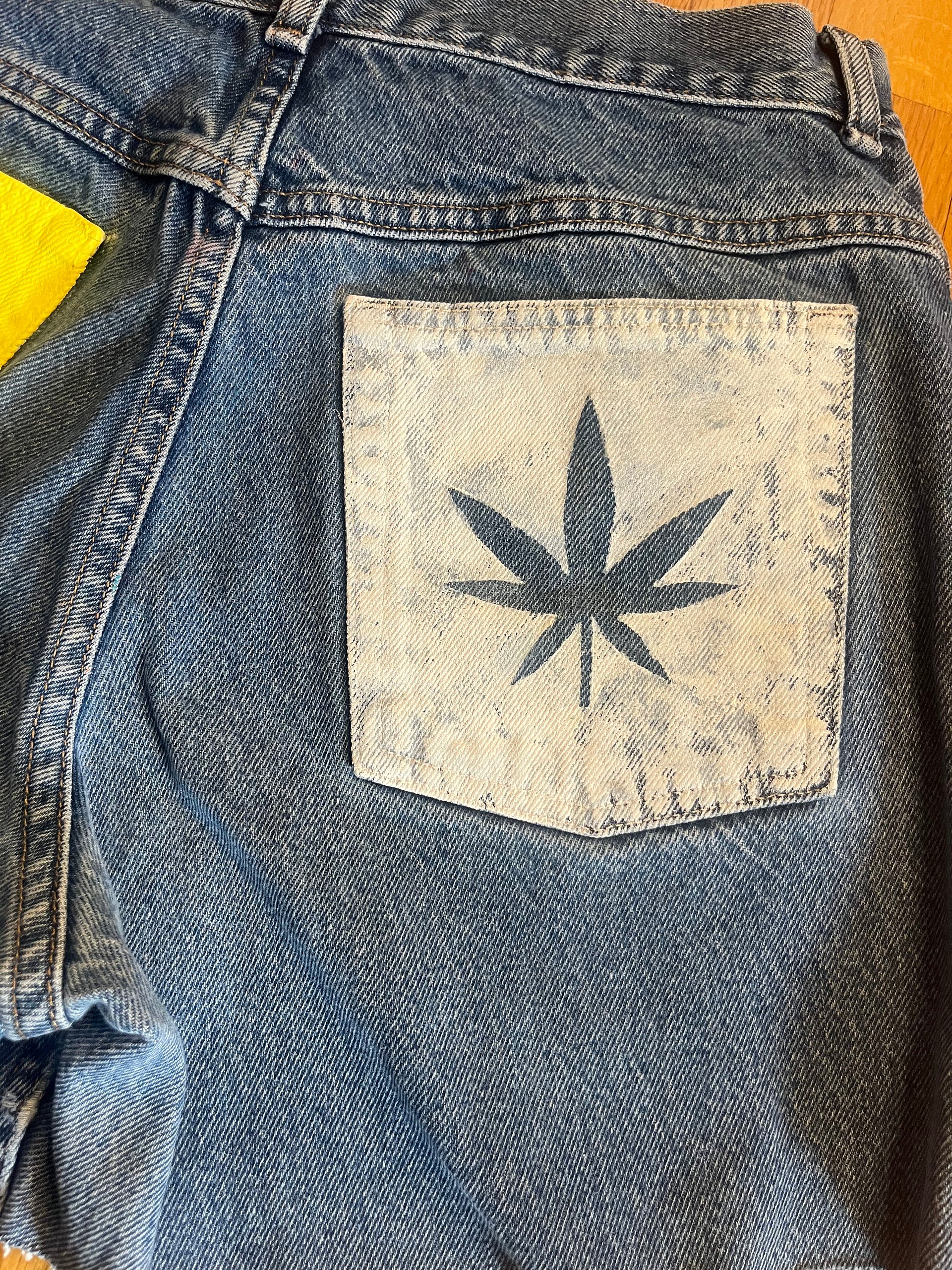 420 Shorts / Size 12 product image (6)