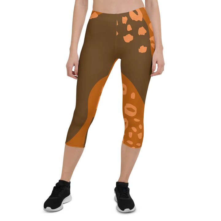Orange Wilderness Camo Capri Leggings product image (1)
