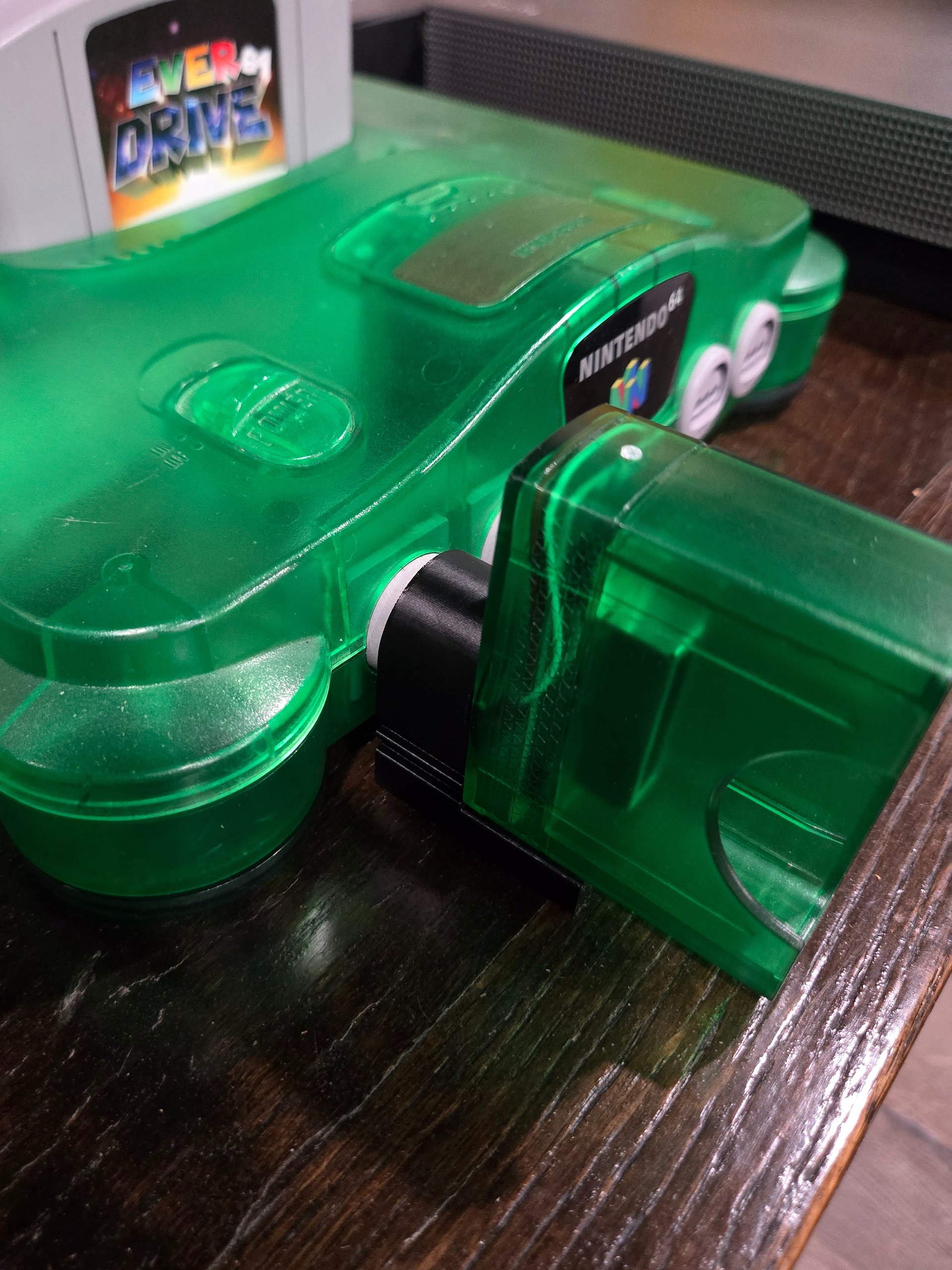 Retro Fighters Brawler64 Controller Stand product image (6)