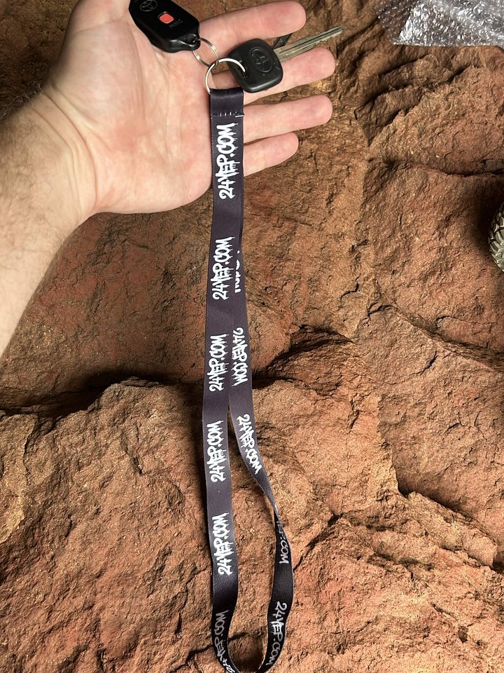 Lanyard product image (2)
