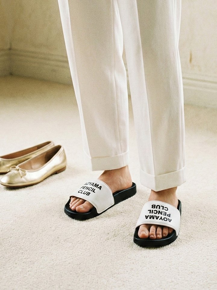 Women's Slides product image (1)