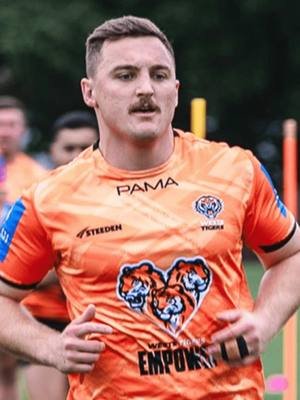 🔥 Tristan Hope is HIM. The future is bright for this kid and he showed serious grit against the Roosters 💪🐯 I’m all in. Do you see Tristan Hope as our future 9? ⬇️ #WestsTigers #NRLDeepDive #TristanHope #NRL #TigersUp #FutureIsNow #viral #trending #fyp 