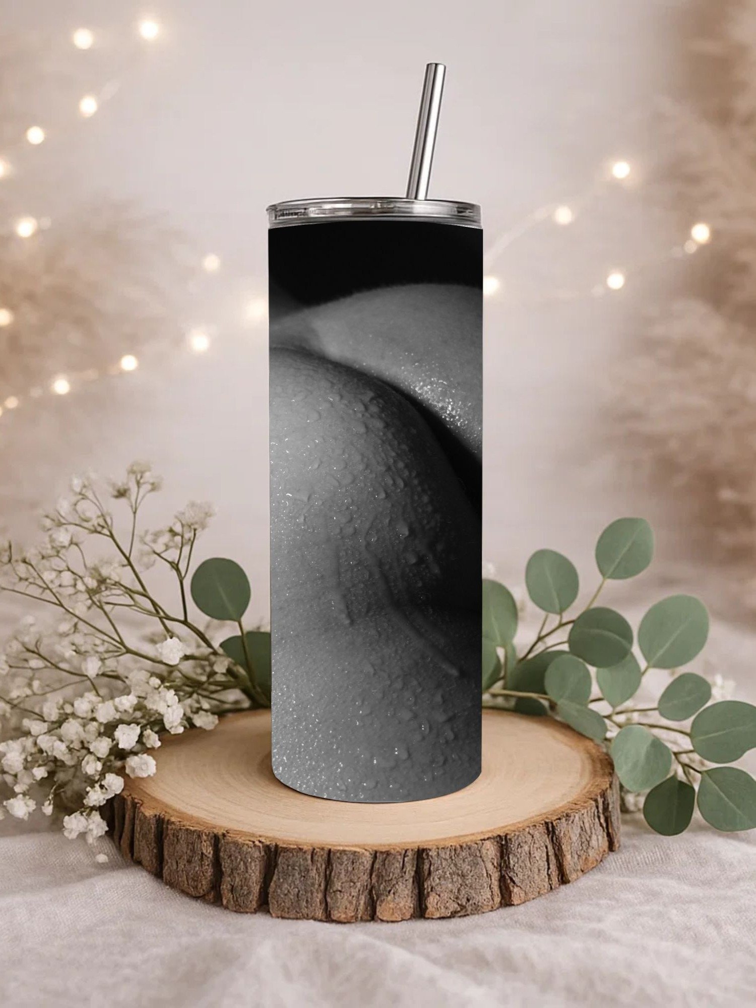 Black & White Wet Booty Closeup 20oz Tumbler product image (3)