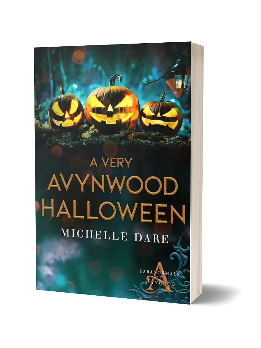 A Very Avynwood Halloween Signed Paperback product image (1)