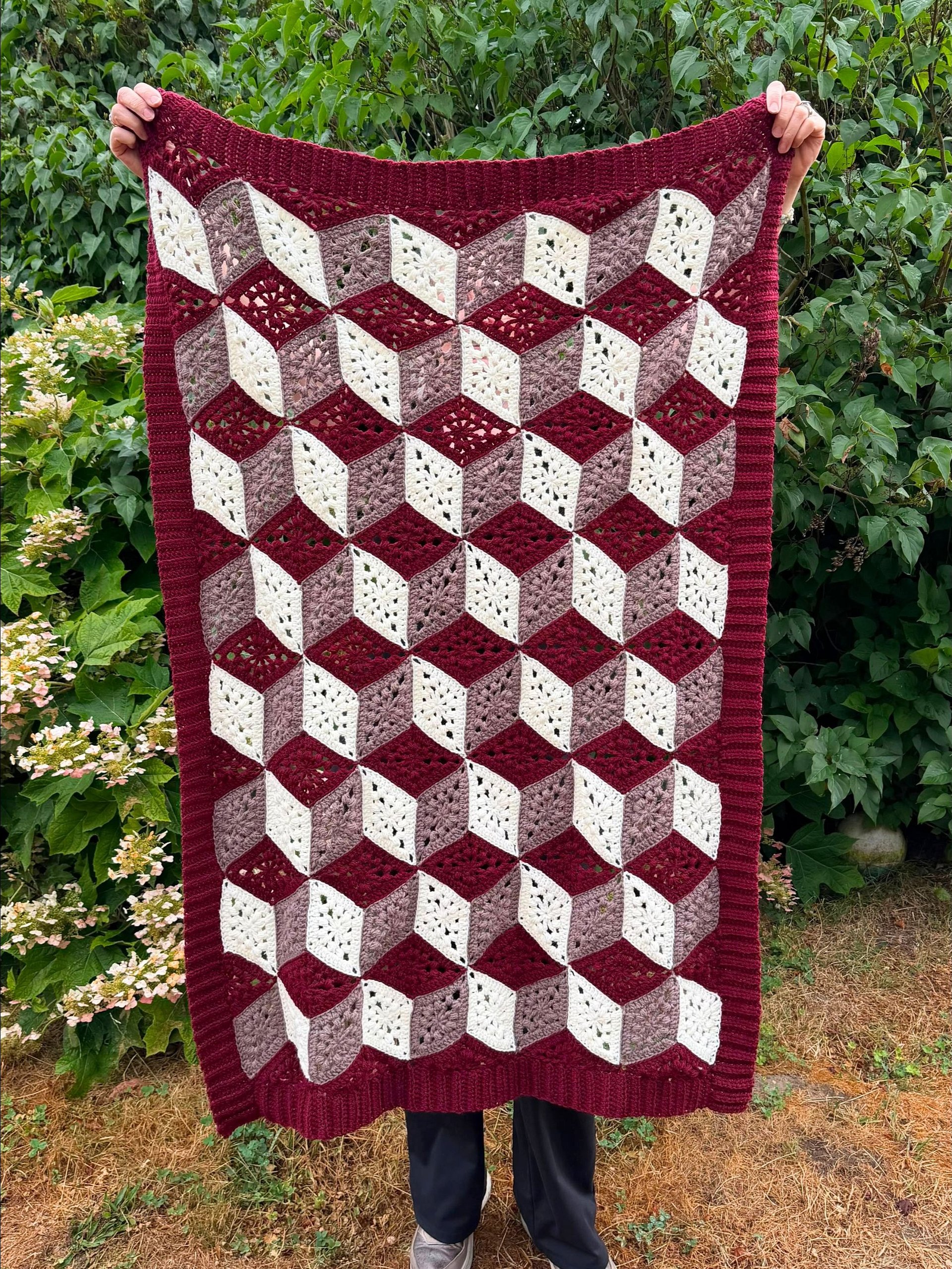3D Cube Throw DK product image (1)
