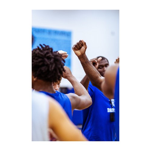 blue house basketball 26-27 #photography #canon #basketball #htx #dump
———
📸 Game and Event Package — BOOK TODAY
