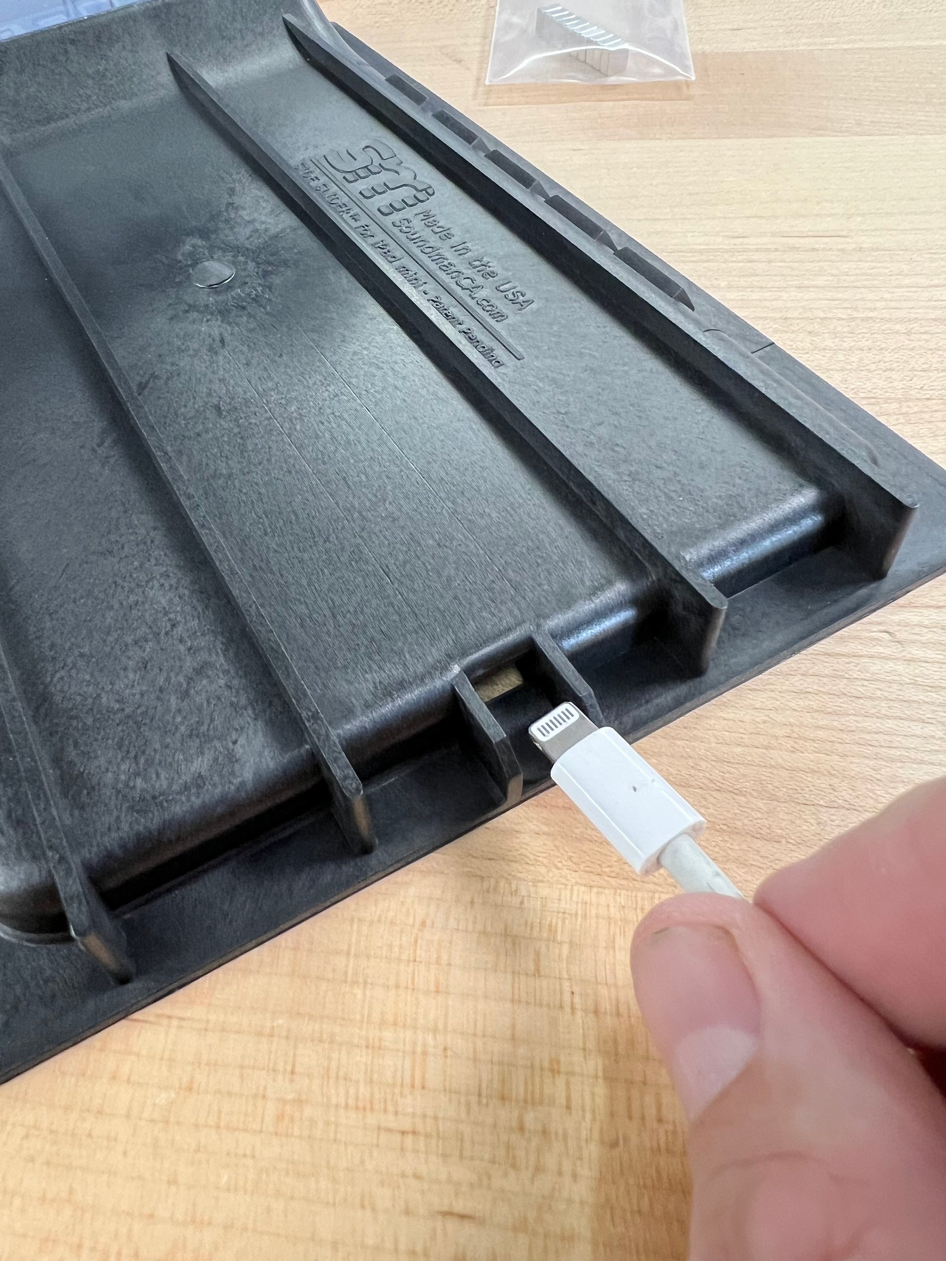 iPad mini, Gen 1 through 5 - SIDE SLIDER Dash Kit product image (7)