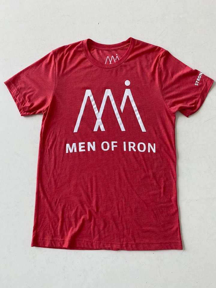 MEN OF IRON Red T-shirt product image (1)