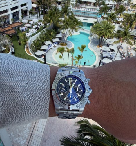 Limited Edition 🔥 Precision in every detail.

Breitling Chronomat 44 — limited to just 50 pieces. 
This one: #35/50.

Time, w...