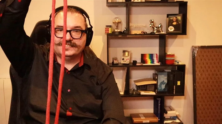 Video thumbnail