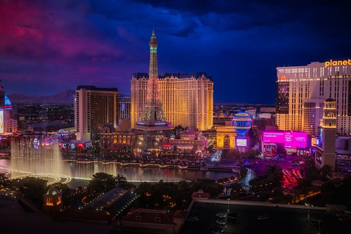 The strip at dusk 😍

This was easily my favorite part of Vegas- the view from the room. The perfect blend of peace and the ch...