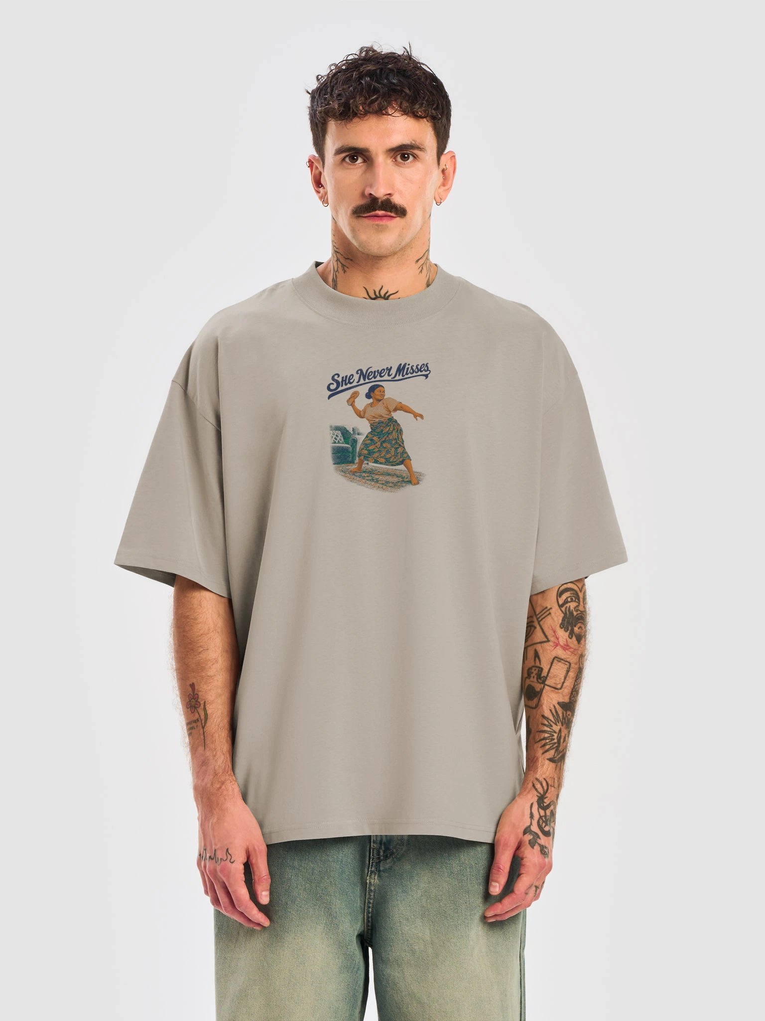 She Never Misses (Oversized tee) product image (9)