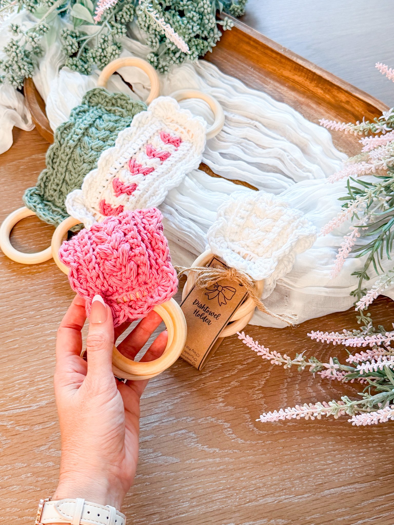 Wheat Stitch™ Crochet Scalloped Dishtowel Holder product image (6)