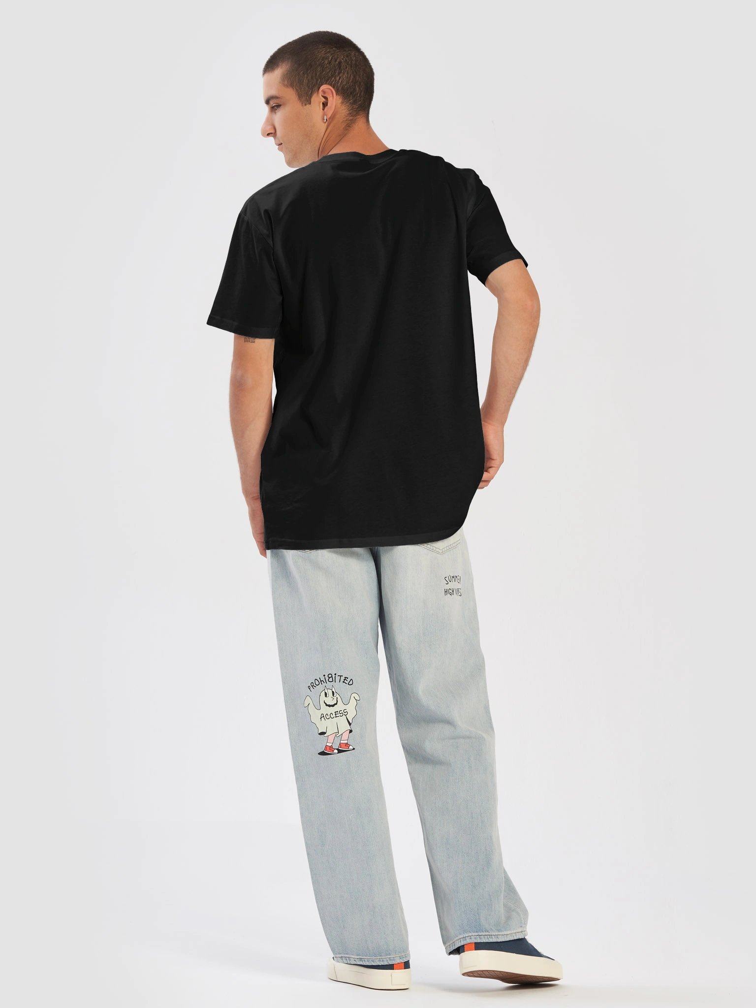 Logo T-Shirt product image (6)
