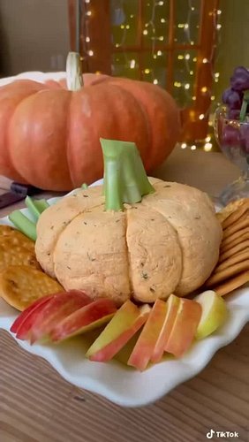 Forever obsessed with my Pumpkin Cheese Ball. 😍 It’s cute as can be and if you can stir, you can confidently make this adorab...