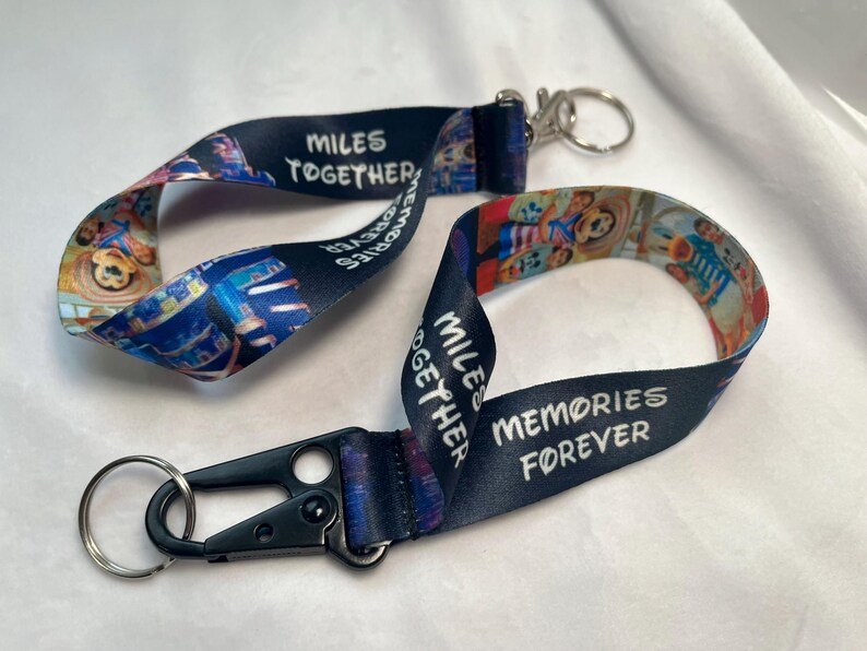 Custom Photo Wristlet with Black Carabiner Clip or Swivel Clasp product image (4)