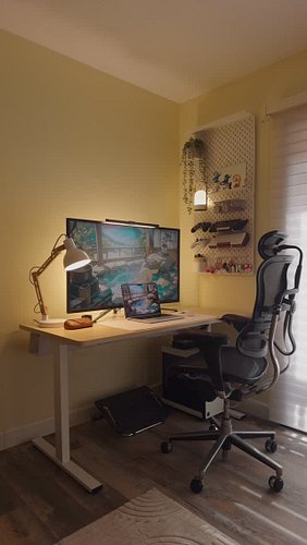 Happy Tuesday! Hope everyone had a good Memorial Day, I spent my weekend camping in the heat ☀️⛺️

🏷️: #desksetup #pcsetup #c...