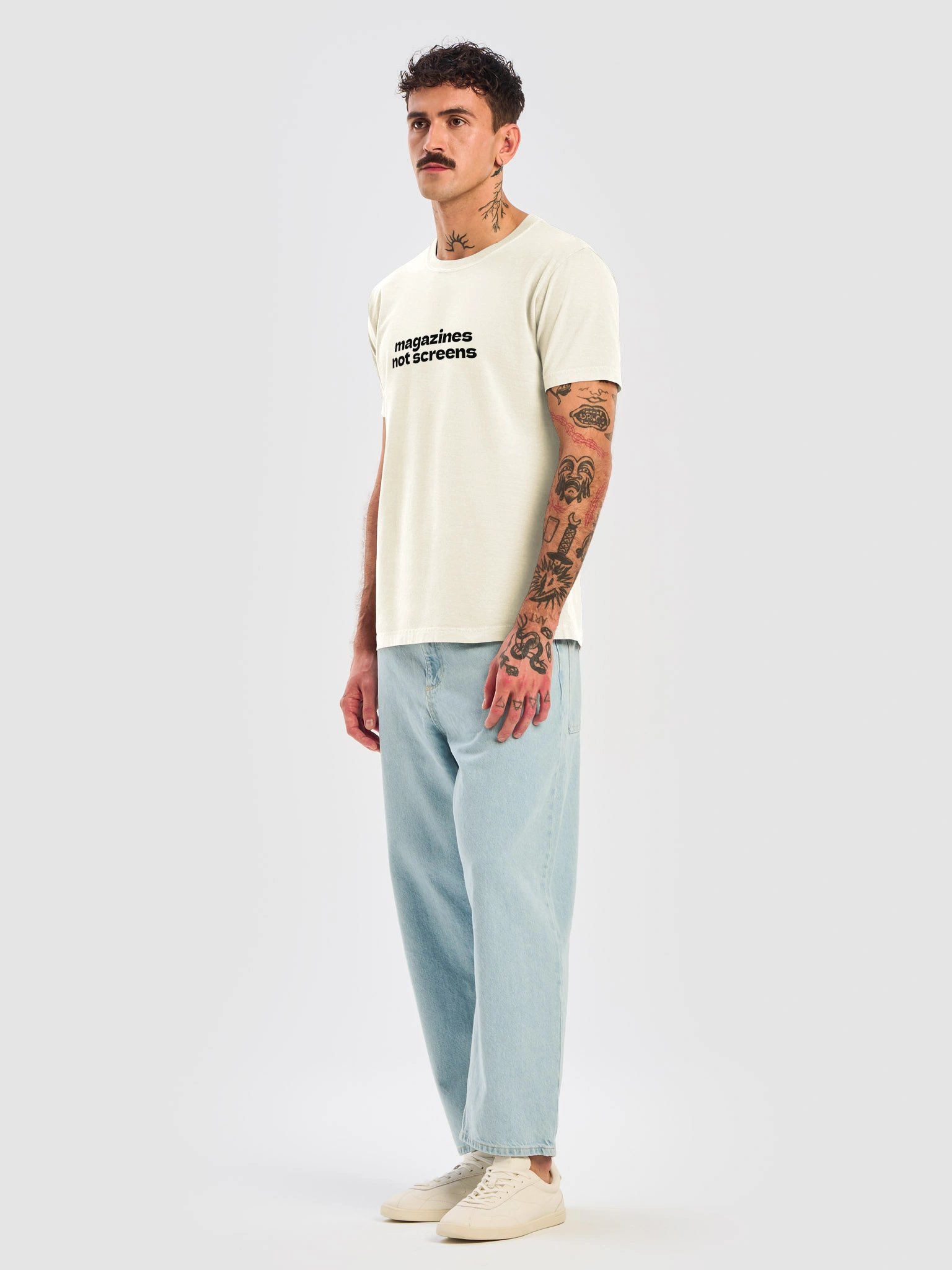 magazines not screens off-white regular tee product image (7)