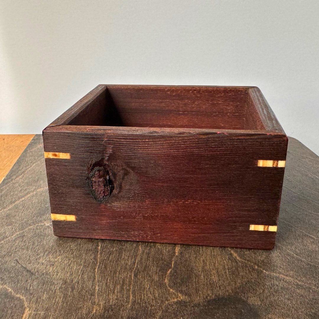 Western Cedar Square Box product image (2)