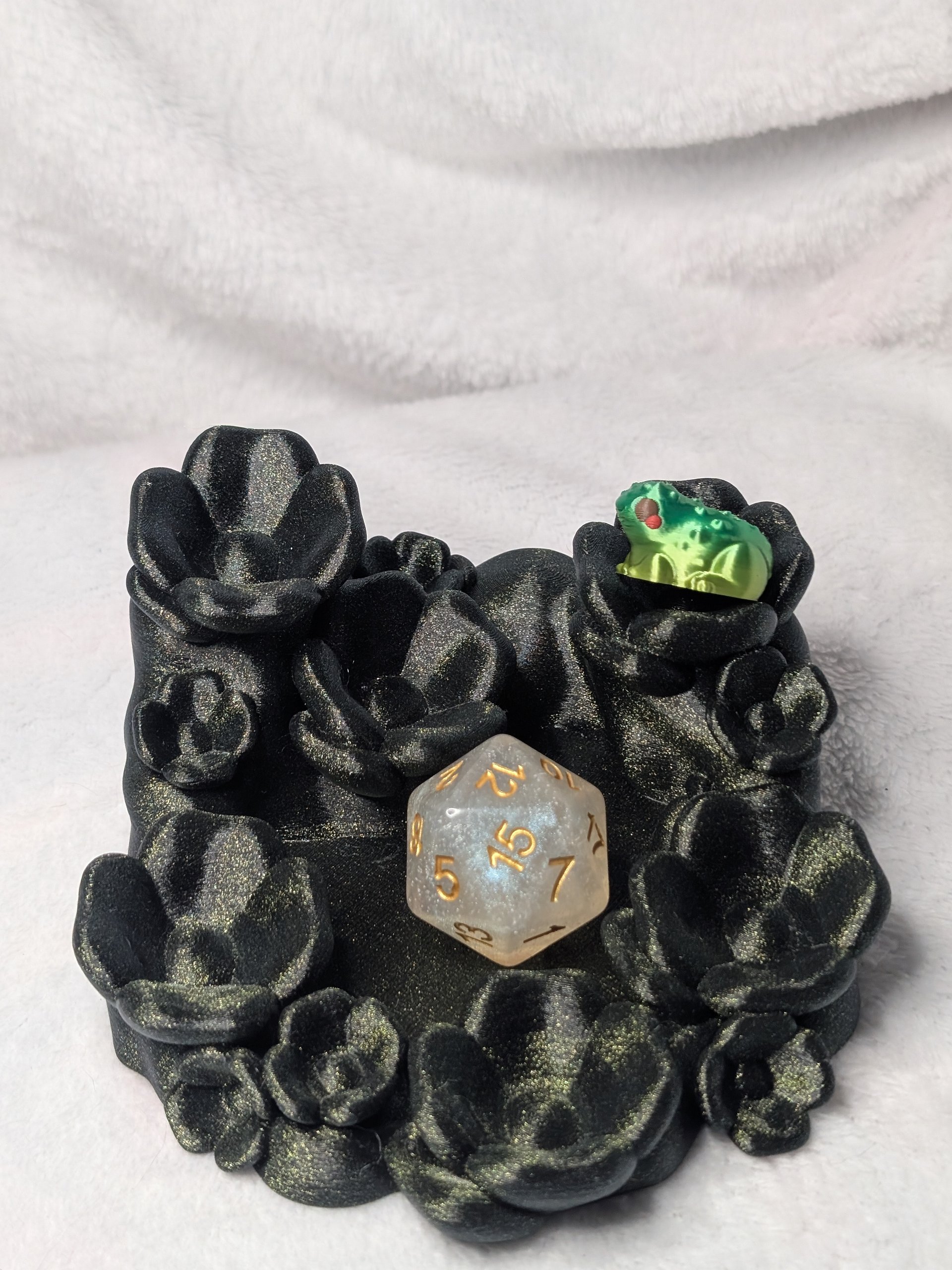 Dice/Crystal Flower Stand product image (4)