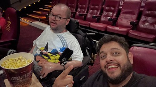 We’re Seated for @supergirl !
