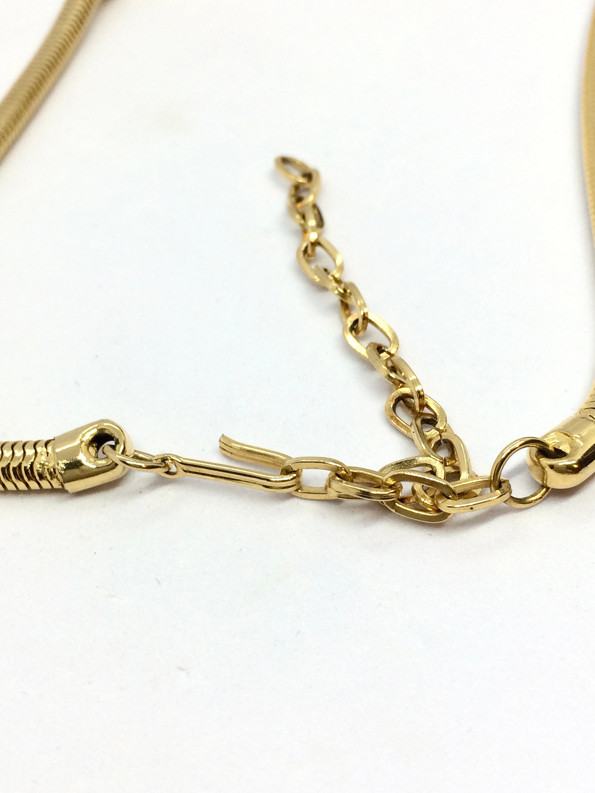 Orbit Pearl Choker Necklace product image (12)