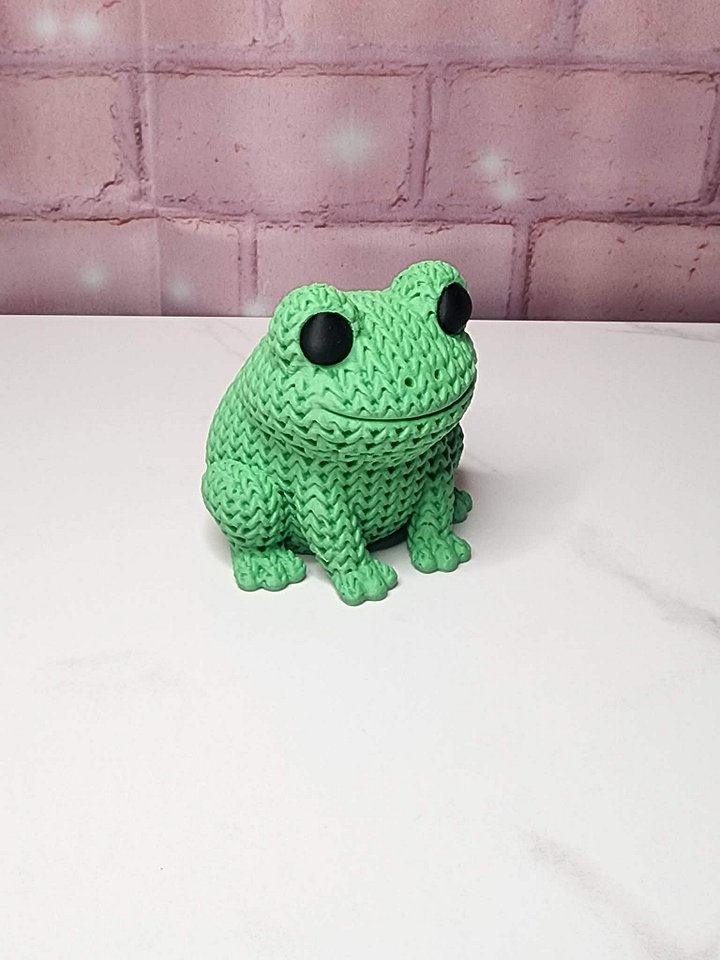 "Knitted" Frog product image (1)