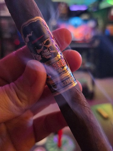 I.T.S a Cold day.  I.T.S Great~

#cigarlifestyle #cigarinfo #cigarculture #cigarlovers