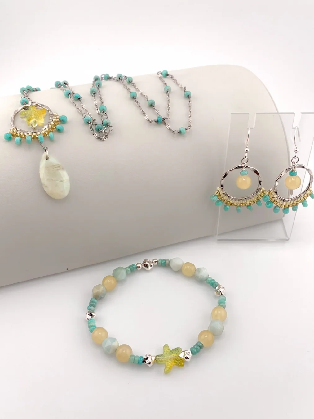 Beachy Lariat Style Silver and Aqua Beaded Necklace, Earrings, and Bracelet Set product image (2)