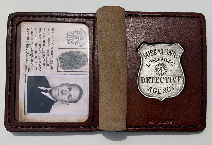 LOVECRAFT P.I. CUSTOM BADGE/I.D. Brown Wallet product image (1)